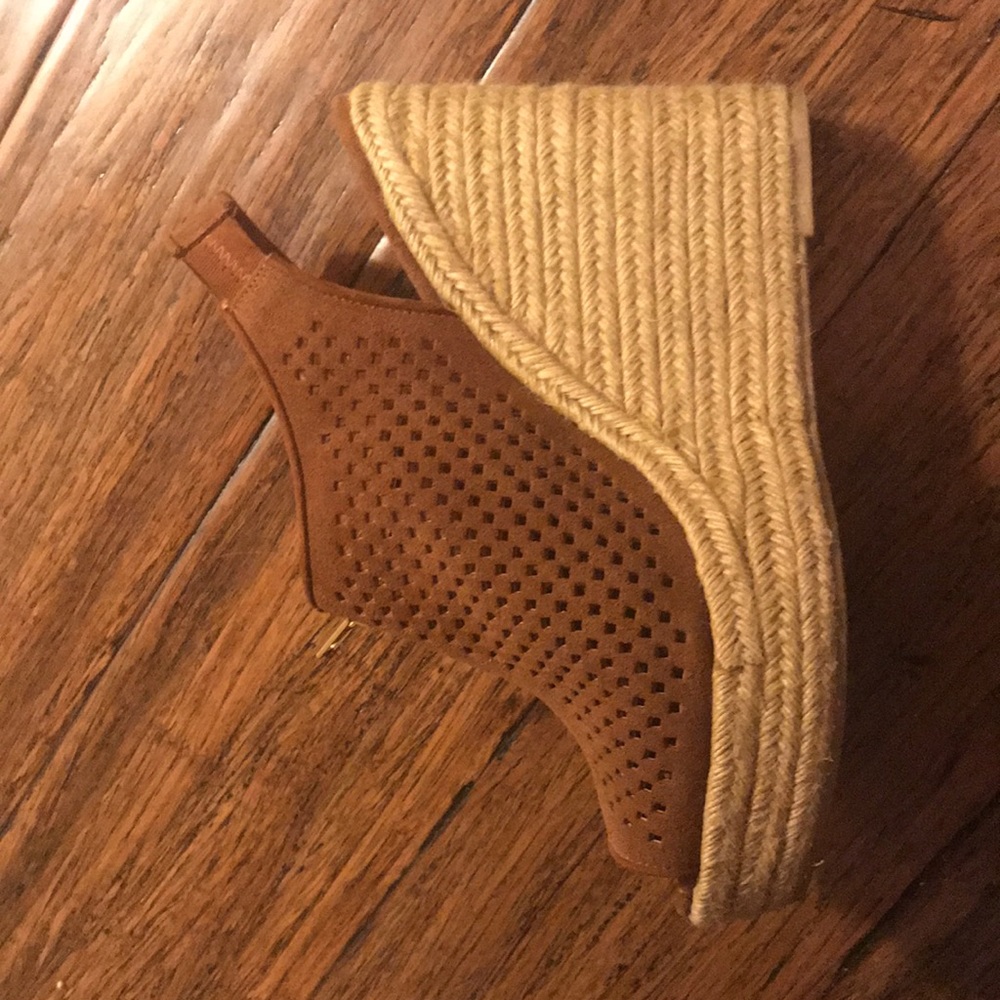 Open-back wedges - Picture 5 of 5